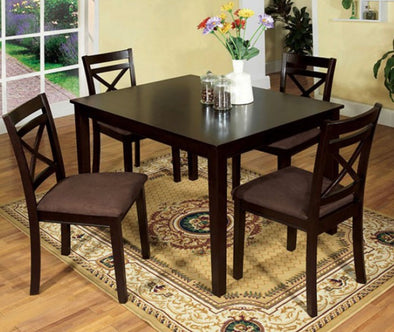 Wooden dining table with 4 Chairs
